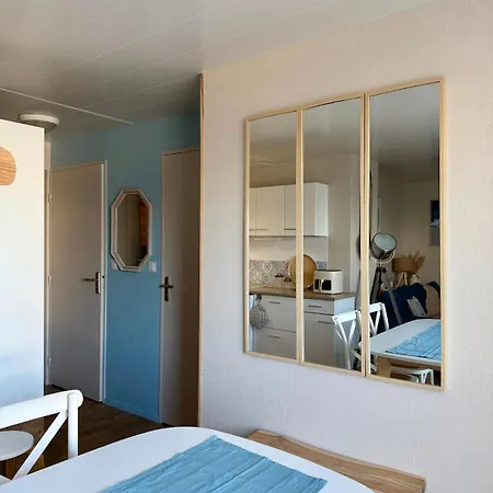 La Parenthese Oceane Apartment *